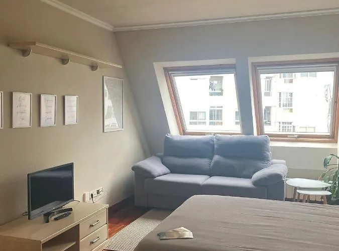 Estudio Plaza Eliptica Виго